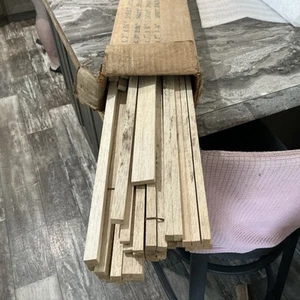 Lot of 51 36 inch Balsa wood sticks RC Model Airplane Kit Grade Hobby - Picture 1 of 2