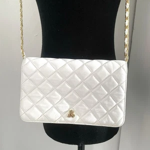 Bolso de Mano Jay Herbert Acolchado Cuero Blanco Correa para el Hombro Pre Amado Excelente Estado - Imagen 1 de 16
