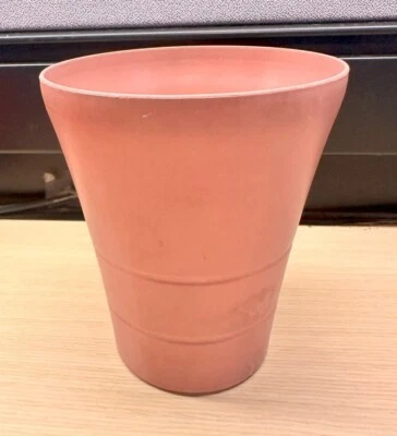 Maceta redonda de diseño cónico para orquídeas de plástico lista para pintar ~ 5" d x 5-7/8" t Foto 1 de 3