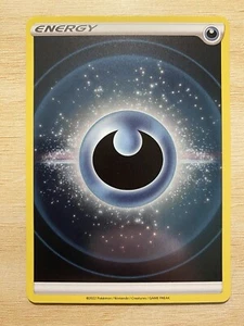 Darkness Energy Holo Foil Crown Zenith - Pokemon TCG Karte - Bild 1 von 2