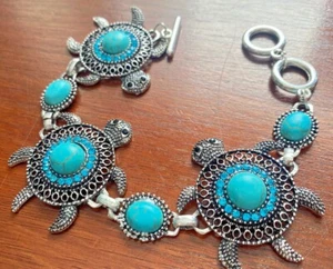 Silver Tone Faux Turquoise Rhinestones Turtle Chain Bracelet Toggle Clasp - Picture 1 of 5