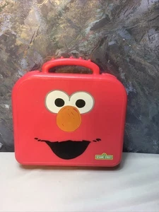Alfabeto Elmo On The Go con set completo di lettere e custodia rossa Sesame Street #191 - Foto 1 di 10