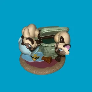 Disney Store Lil Classics Lady And The Tramp SI & AM Siamese Cats PVC Figure - Picture 1 of 4