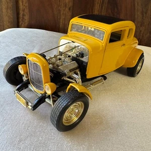 ERTL 1932 Ford Deuce Coupe American Graffiti Movie 1:18 Scale Diecast '32 Car - Picture 1 of 13