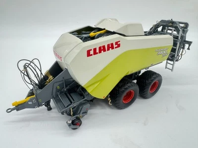 Traktor Modell 1:32 Universal Hobbies Claas Quadrant 3400 Großballenpresse - Bild 1 von 4