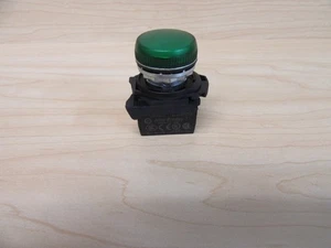 Allen Bradley 800FM-P3MN3G Pilot Light Assembly - Picture 1 of 4