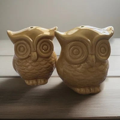 "Juego de 2 saleros y pimenteros vintage OWL amarillos de 3"" búhos bebés de cerámica años 70 MCM Foto 1 de 4