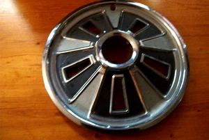 OE vintage 66 Mustang 14 inch wheelcover, missing emblem - Picture 1 of 1
