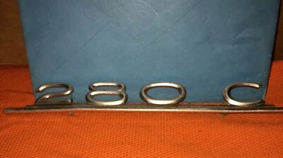 Emblema de carroceria 1974 Mercedes Benz modelo 280 C - Imagem 1 de 3