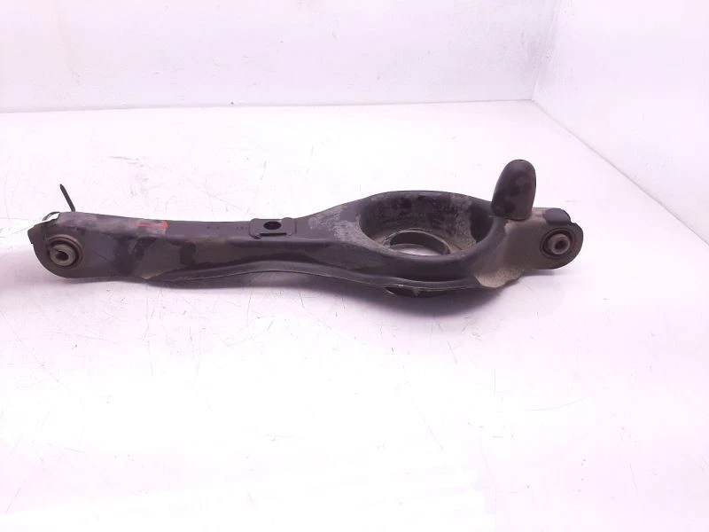 Brazo de control inferior izquierdo trasero 5,4 L compatible con Ford F-150 RK641681 2008 Foto 1 de 4