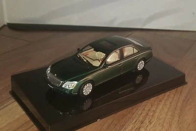 2007 MAYBACH 57 LIMOUSINE W240 - 1/43 AUTOART EXTREMELY DETAILED G - Image 1 of 4