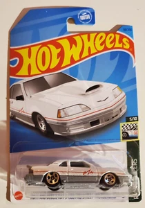 HOT WHEELS - 1988 THUNDERBIRD - BLANC - 56 SUR 250 - RETRO RACERS 5 SUR 10 NEUF DANS SON EMBALLAGE - Photo 1/2