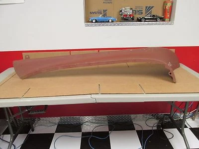 Extensión guardabarros lateral capó derecho Plymouth 1941 nos Mopar 615 Foto 1 de 4