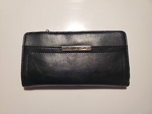 Relic Black Leather Women's Wallet