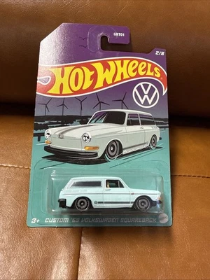 Volkswagen Squareback #2/8 2022 Hot Wheels azul personalizado '69 exclusivo de Walmart Foto 1 de 2
