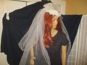 gorra nupcial vintage velada con peals de imitación - Imagen 1 de 20