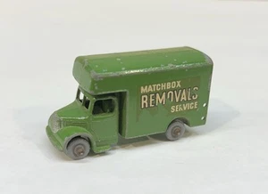 MATCHBOX LESNEY 17A LIGHT GREEN BEDFORD REMOVALS SERVICE VAN JD - Picture 1 of 12