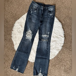 Judy Blue Jeans Slim Bootcut Distressed Damengröße 7 28 - Bild 1 von 10