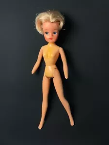 Pedigree Sindy hard head active ballerina 12" doll ash blonde ball joint wired - Picture 1 of 9