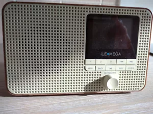 LeMega IR1 Internet Radio/Portable - Picture 1 of 5