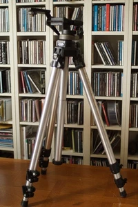 Manfrotto Heavy Duty Aluminium Tripod # 55 - Picture 1 of 3