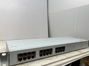 3COM Baseline Switch 2824 | 3C16479 | 24-Port 10/100/1000 - Bild 1 von 5