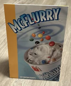 Tenda da tavolo vintage McDonald's McFlurry ultimo trattamento 1998 - Foto 1 di 3