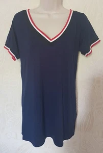 Ladies Boohoo Blue V Neck Petite T-Shirt Size 6 - Picture 1 of 5