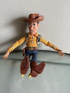 Figura parlante Sheriff Woody Toy Story original Woody edición limitada - Imagen 1 de 24