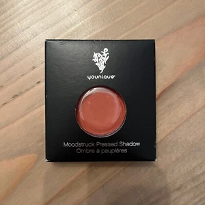 Younique Moodstruck Pressed Shadow Eyeshadow Lively NEW - Picture 1 of 2