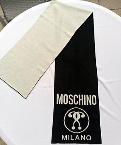 Original MOSCHINO Schaal - 100% Wolle - NP: 199,-€