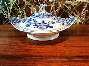 STADT MEISSEN TEICHERT, Zwiebelmuster, antike Casserole / Deckelschale - Picture 1 of 7