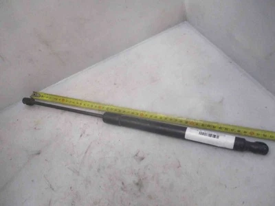 Verin hayon droit Opel ZAFIRA B 13235674 - Photo 1/4