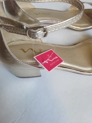 Nina Girl's Gold Dress Sandals Youth Size 5 - Image 1 of 4