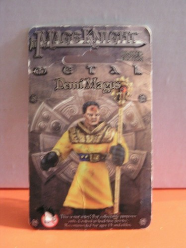 Miniature Mage Knight N°12 Demi Magus / Mage - Occasion, Bon état, à Resocler Ou Repeindre