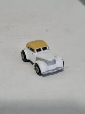 Micro Máquinas Galoob Blanco Antiguo '37 Cord Car Foto 1 de 4