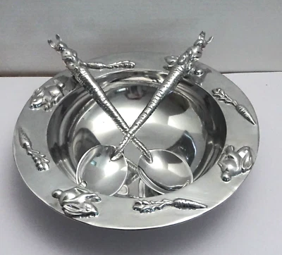 Mariposa Brillante Bunny & Zanahoria Aluminio Ensaladera Tenedor Cuchara Pascua Foto 1 de 4