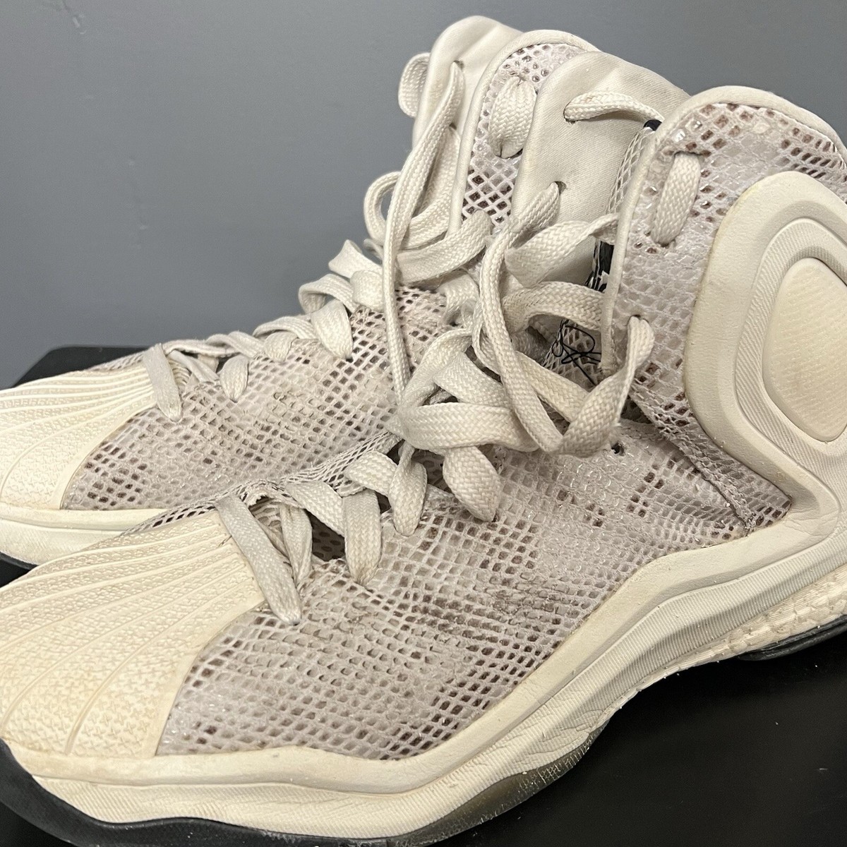 adidas D Rose 5 Boost White for Sale | Authenticity adidas D Rose 5 Boost White for Sale | Authenticity
