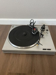 Sanyo TP 220 Semi Automatic Belt Drive Turntable READ - Afbeelding 1 van 9