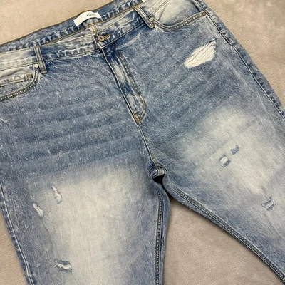 Pantalones de mezclilla Kancan para mujer 20 W desgastados calce novio bigotes lavado claro azul Foto 1 de 4
