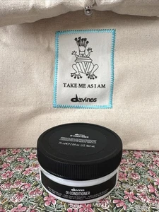 NEW Davines ❤️ OI Conditioner 75ml + ‘Take Me As I Am’ Pouch All Hair Types - Picture 1 of 7