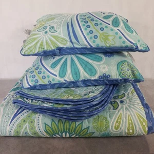 VCNY Home Quilt Set Full Queen Paisley Floral Reversible Bedding 90x90 Blanket - Picture 1 of 9