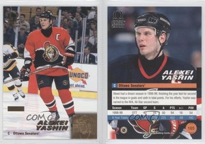 1999-00 Pacific Omega Gold Missing Serial Number Alexei Yashin #165