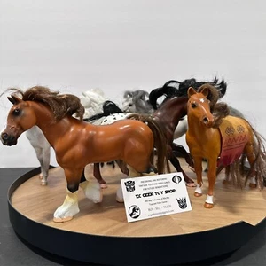 Figura de caballo Grand Champions aleatoria potros ponis Clydesdales árabes Breyer - Imagen 1 de 24