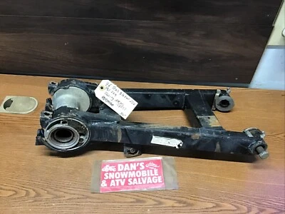 Brazo oscilante # 1580103 Polaris 1996 Trail Blazer 250 ATV 2x4 Foto 1 de 4