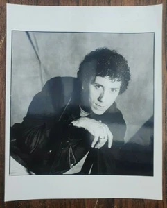 OLD USED PAUL HARDCASTLE 1984 PUBLICTY PHOTOGRAPH BLACK & WHITE 8" X 10" 19 LONG - Picture 1 of 12