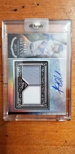 2021 TOPPS STERLING KRIS BRYANT DUAL RELIC AUTO - Picture 1 of 3