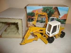 CONRAD 2833 LIEBHERR HYDRAULIC EXCAVATOR A310 - NR MINT in original BOX - Picture 1 of 11
