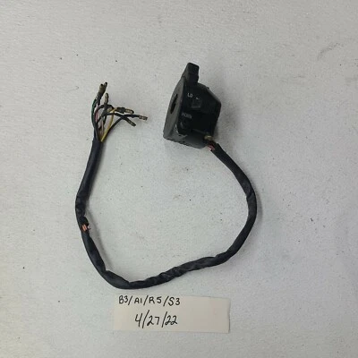 Interruptor intermitente faro manillar izquierdo Yamaha RD400 Foto 1 de 4