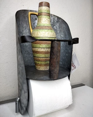 Soporte para rollos de inodoro o toallero con cuchara de granja con estante metal galvanizado rústico Foto 1 de 4